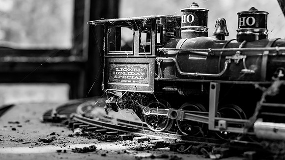 Abandoned House Barrington 8-2013-37.jpg